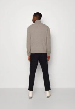 ARKET Strickpullover - Grey/beige 10 ARKET Strickpullover - Grey/beige -Herrenbekleidung 09862f5eb6cb4d8c8daeed59c2e00850