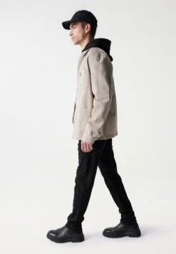 Leichte Jacke - Beige -Herrenbekleidung 0cfb1d8980c34cd2ac8df9e4d71ce8b6