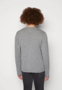 ORIGINAL SWEATER - Strickpullover - Mid Tone Grey Heather 10 ORIGINAL SWEATER - Strickpullover - Mid Tone Grey Heather -Herrenbekleidung 179096eed6ed481697de3c60c6e49866