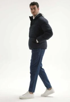 Winterjacke - Dark Navy -Herrenbekleidung 24bea5ac30154a15941a2f9351bcd764