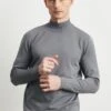 STANDARD FIT BASIC MOCK TURTLENECK - Strickpullover - Grey 2 STANDARD FIT BASIC MOCK TURTLENECK - Strickpullover - Grey -Herrenbekleidung 27a5ca455e3140498c3075f39c8da513