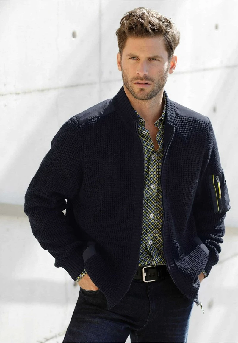 Strickjacke - Marineblau 4 Strickjacke - Marineblau – Bild 2