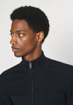 Petrol Industries Strickjacke - Dark Navy -Herrenbekleidung 3d3076c588db4b5083184f545dc505a0