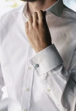 Breil CODE - Manschettenknopf - Silver -Herrenbekleidung 3d934c51c3074b92b88e1632401c51a9