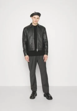 PILOT JACKET - Lederjacke - Black -Herrenbekleidung 4407b0f6fe6c4222a1a697f95af8745b