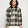 BRAVE SOUL AUGUSTUS - Übergangsjacke - Black/ White Check -Herrenbekleidung 4d3ba579a93e401f9517b50356c05298