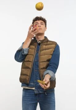 Mustang DENNIS - Weste - Grün -Herrenbekleidung 5b8a7b196bce4886a1e56e278b603976