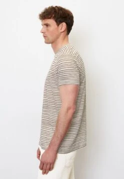 Marc O'Polo SHAPED MASTERS OF - T-Shirt Print - Multi Tall Poppy -Herrenbekleidung 8399c0797a55438fa49307513c0d316f