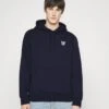 Wood Wood IAN HOODIE - Kapuzenpullover - Navy 1 Wood Wood IAN HOODIE - Kapuzenpullover - Navy -Herrenbekleidung 86f9fb81dcea41adafb591535d194ac3