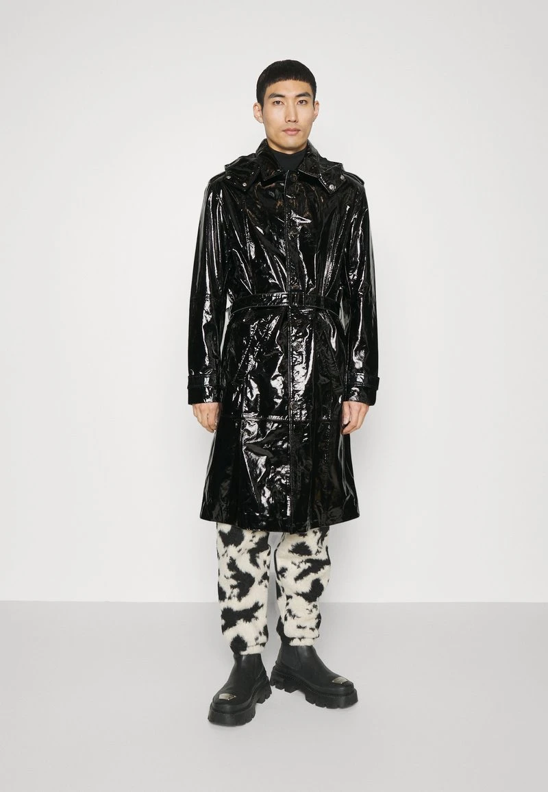 ZACH - Klassischer Mantel - Black Patent 4 ZACH - Klassischer Mantel - Black Patent – Bild 2