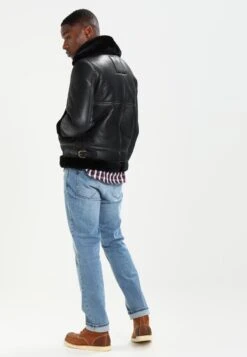 Schott Lederjacke - Black 10 Schott Lederjacke - Black -Herrenbekleidung 997d0b714bb34ce3a6eab853ae30eacf