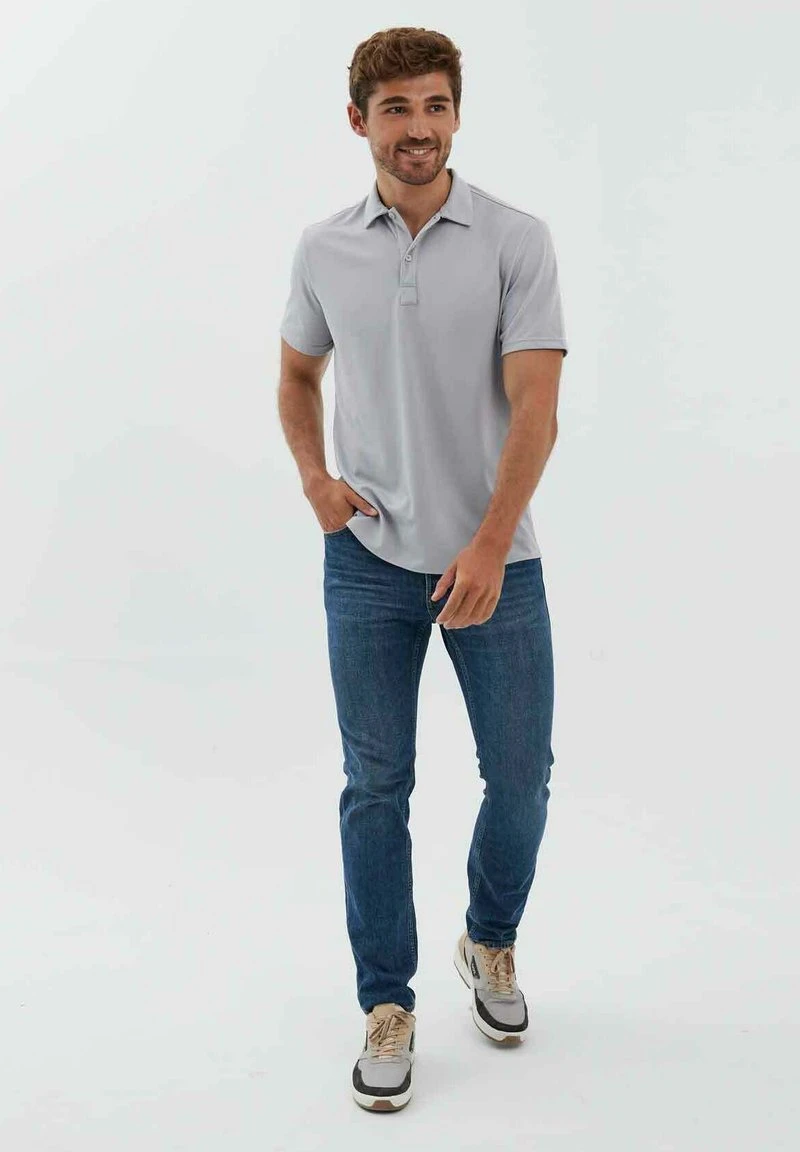 NON IRON STAIN REPELLENT - Poloshirt - Light Grey 4 NON IRON STAIN REPELLENT - Poloshirt - Light Grey – Bild 2