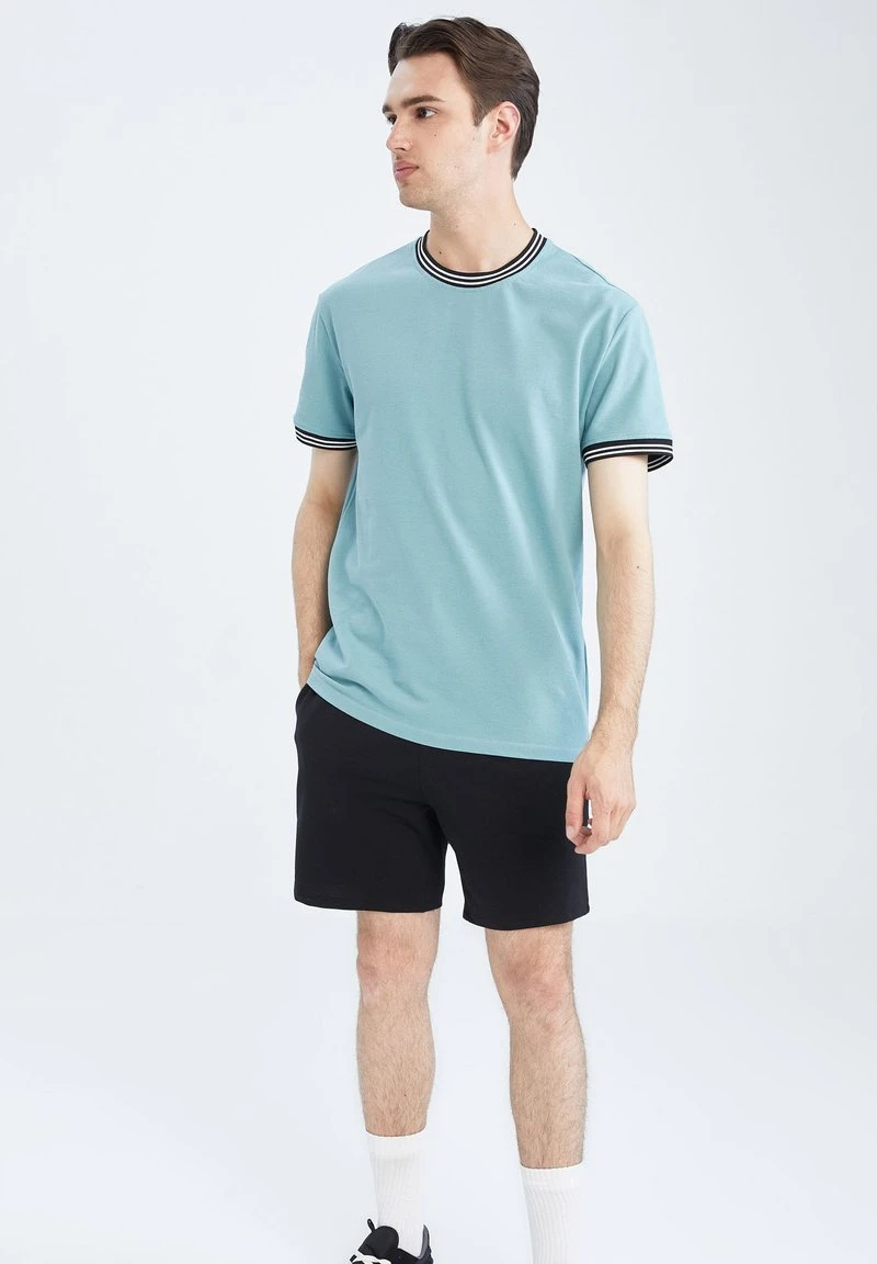 DeFacto REGULAR FIT - T-Shirt Basic - Green 4 DeFacto REGULAR FIT - T-Shirt Basic - Green – Bild 2